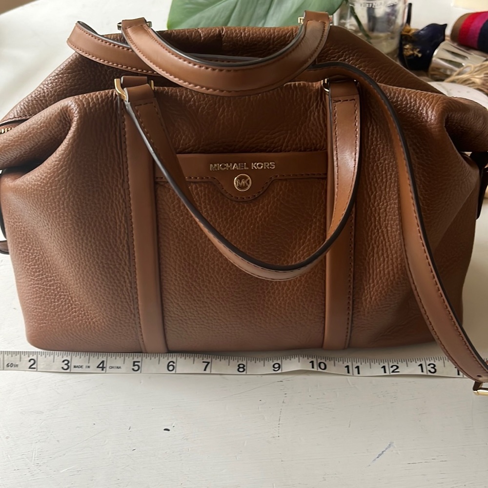 Michael kors crossbody mini duffel/dr bag